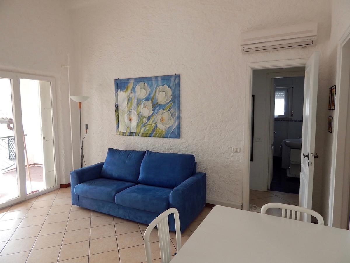 N083 - Numana, Trilocale Con Terrazzo Panoramico Apartamento Exterior foto